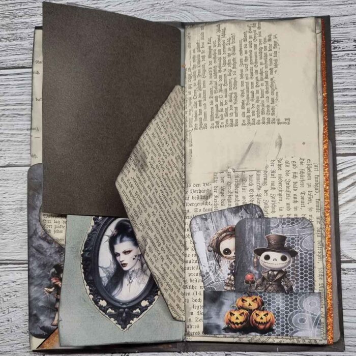 Handgefertigtes Junk Journal "Halloween Envelope" – Bild 6